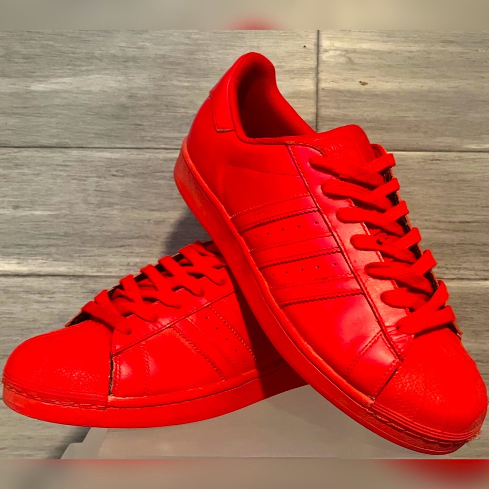 Pharrell Williams X Adidas Superstar Red